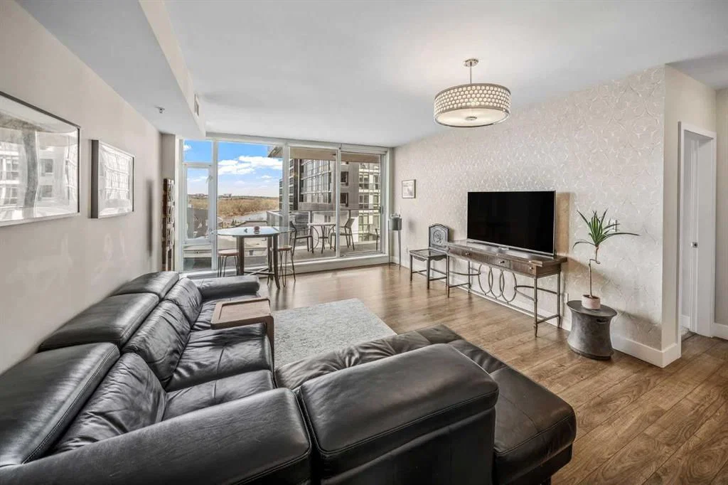 604, 519 Riverfront Avenue SE, Calgary — photo 4 of 49