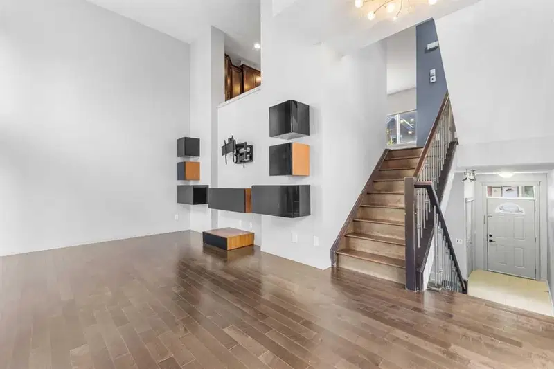 1010 Wentworth Villas SW, Calgary — photo 5 of 29