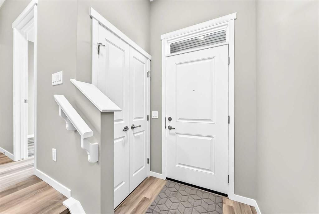 128 Sawgrass Gate NW, Airdrie — photo 3 of 50