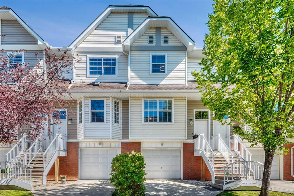 101 Tuscany Springs Gardens NW, Calgary — main listing photo