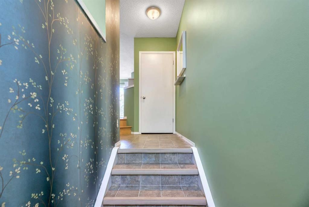 101 Tuscany Springs Gardens NW, Calgary — photo 4 of 30