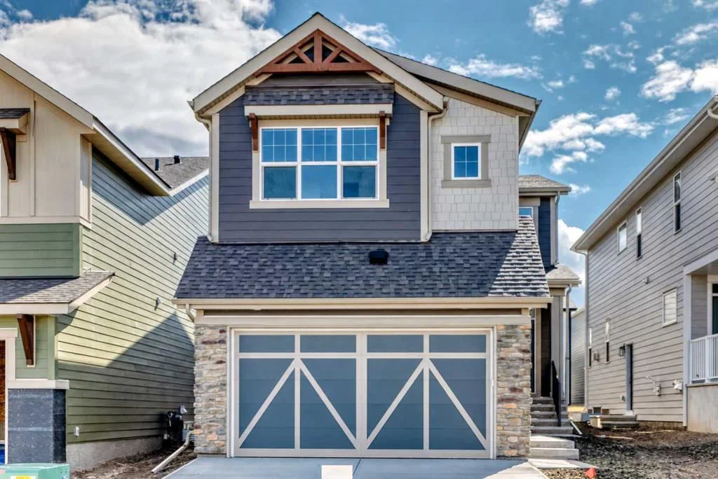 551 Mercado Avenue SE, Calgary — main listing photo