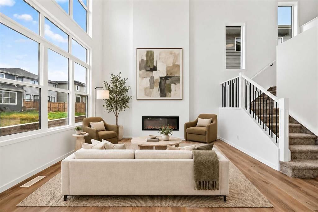 551 Mercado Avenue SE, Calgary — photo 2 of 50