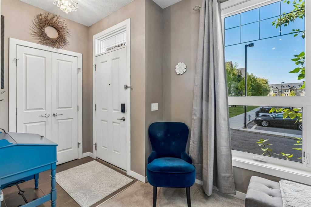 304 Cranfield Common SE, Calgary — photo 3 of 23