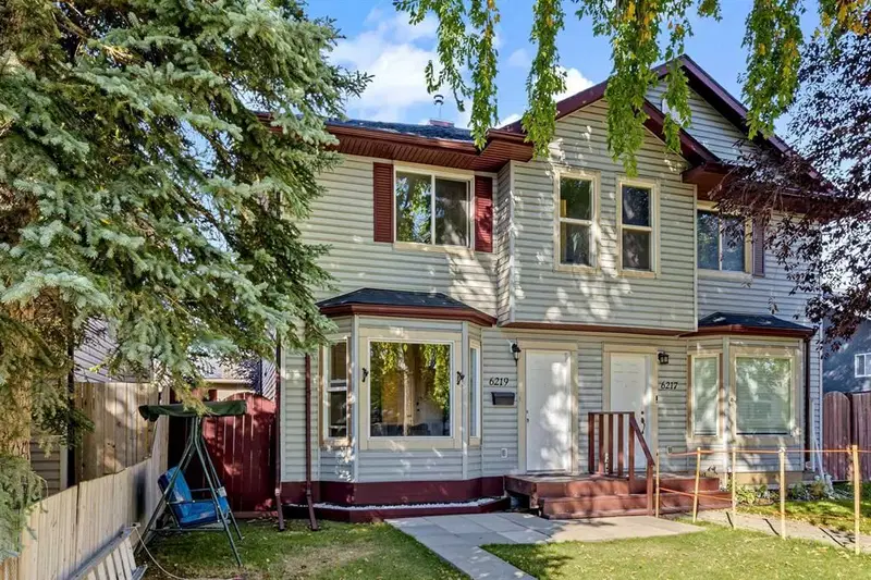 6219 18A Street SE, Calgary — photo 3 of 42