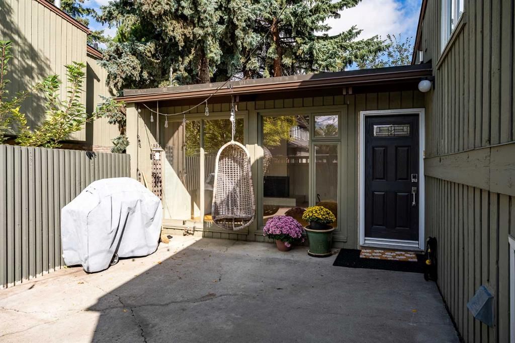 608, 4500 39 Street NW, Calgary — photo 2 of 33