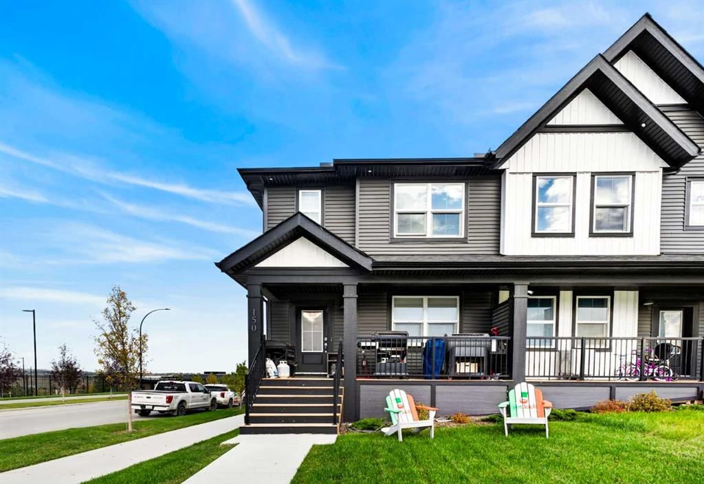 150 Edith Green NW, Calgary — photo 3 of 35