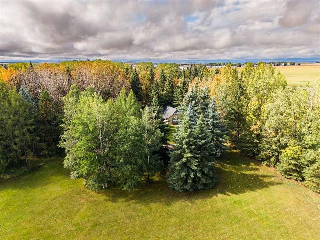 33 Longeway Place, Rural Rocky View County — photo 5 of 50