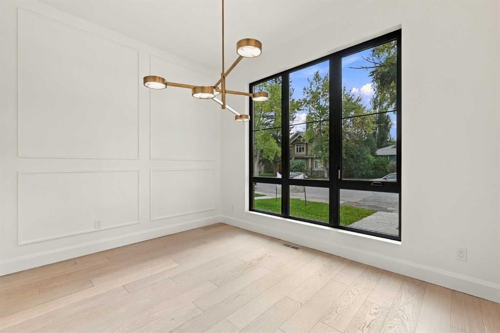 707A 33 Street NW, Calgary — photo 4 of 50
