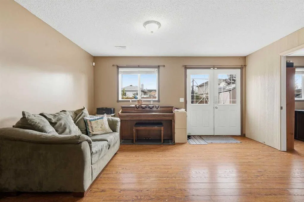 58 Cimarron Meadows Road, Okotoks — photo 4 of 46