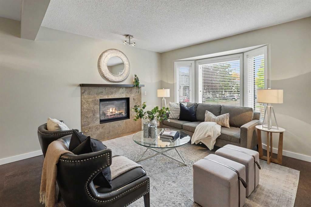 236 Cedarwood Park SW, Calgary — photo 3 of 29