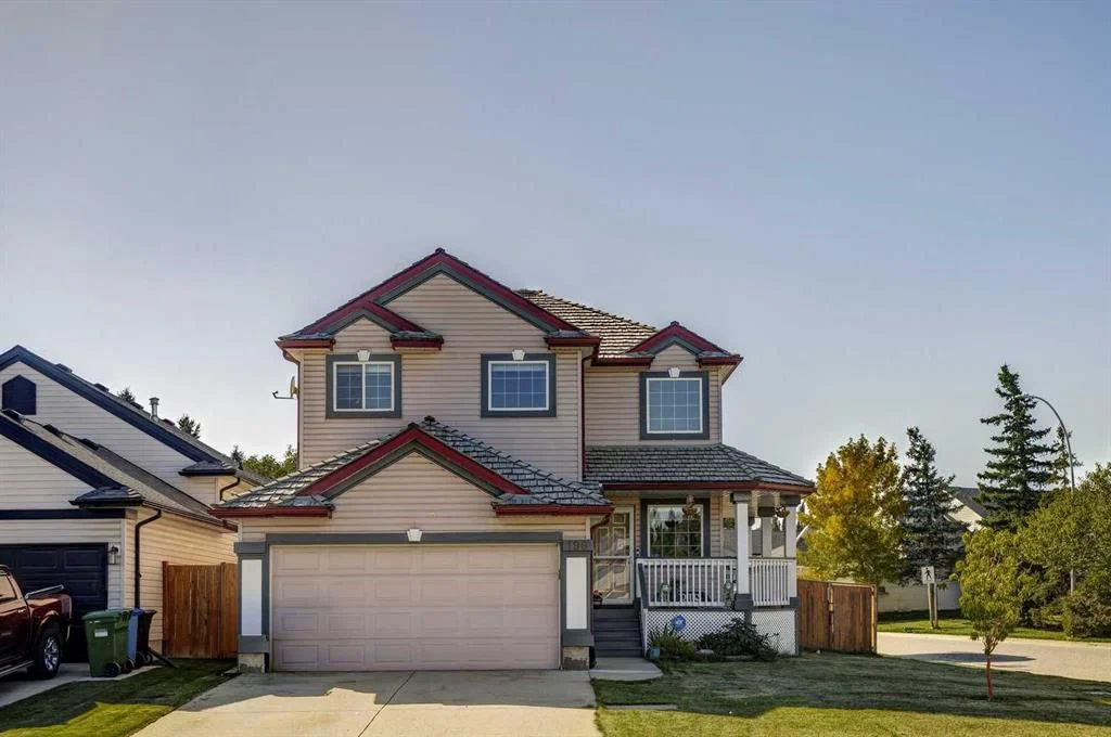 196 Harvest Park Way NE, Calgary — main listing photo