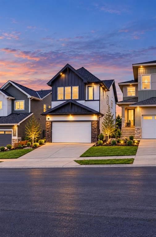 25 Heritage Park, Calgary — detached for sale
