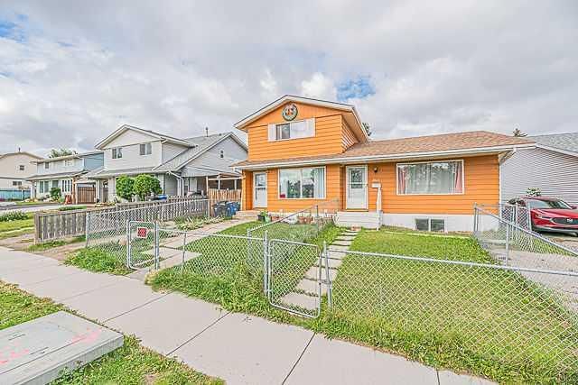3326 Radcliffe Drive SE, Calgary — photo 3 of 39