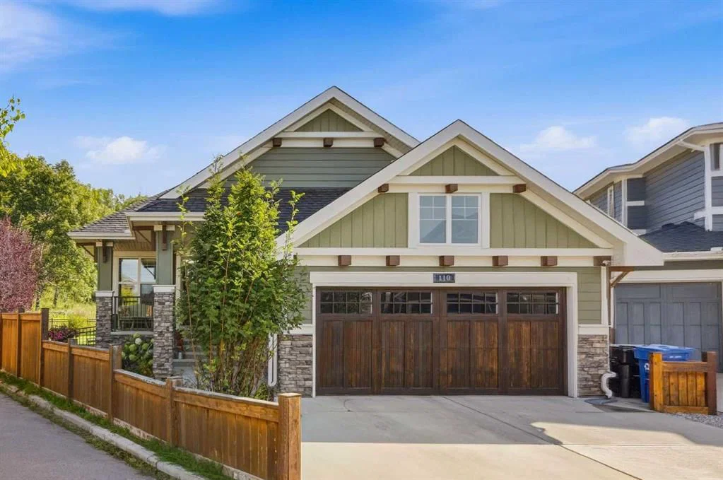 110 Cranbrook Hill SE, Calgary — main listing photo