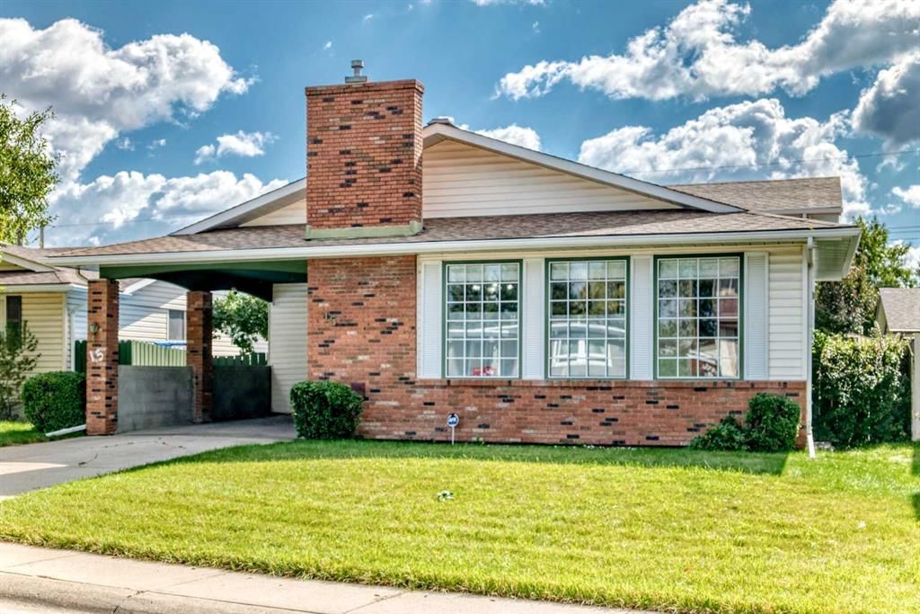 15 Maidstone Place NE, Calgary — photo 2 of 50