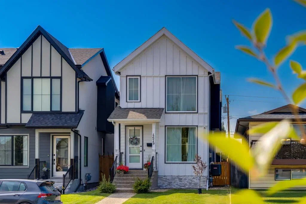 4629 72 Street NW, Calgary — main listing photo