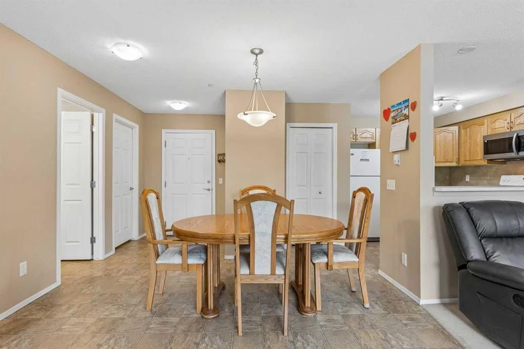 2115, 200 Community Way, Okotoks — photo 5 of 33