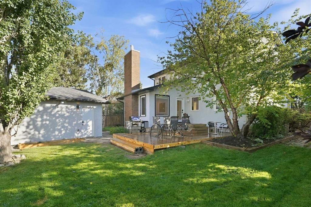 44 Cedarwood Bay SW, Calgary — photo 3 of 43