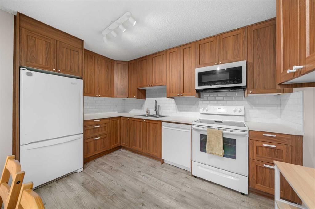 113, 5103 35 Avenue SW, Calgary — photo 4 of 23