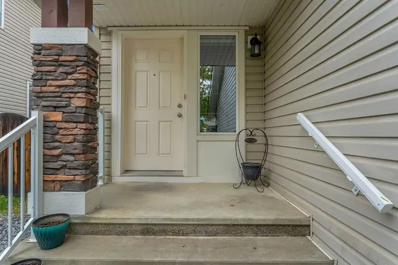 263 Royal Birch Way NW, Calgary — photo 2 of 45
