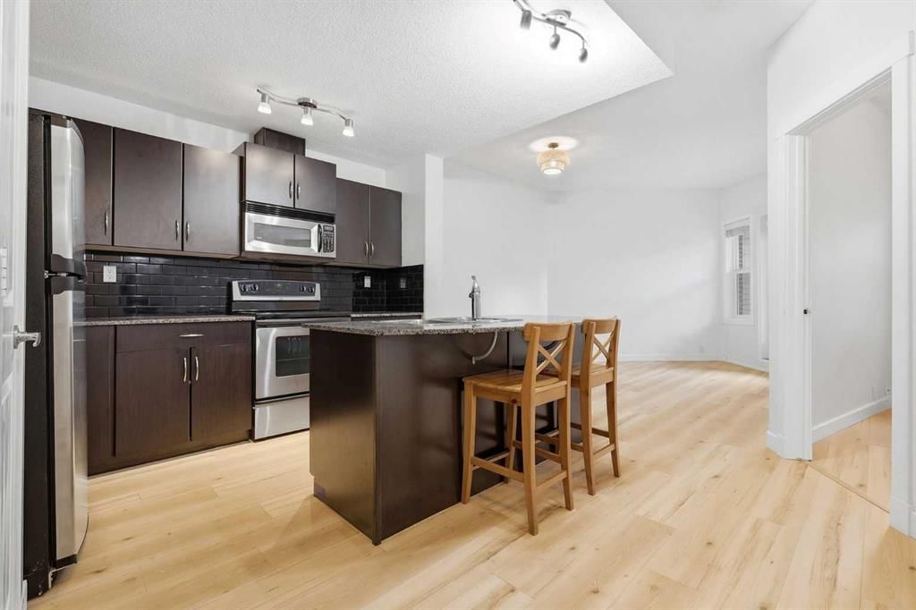 2412, 5605 Henwood Street SW, Calgary — photo 4 of 36