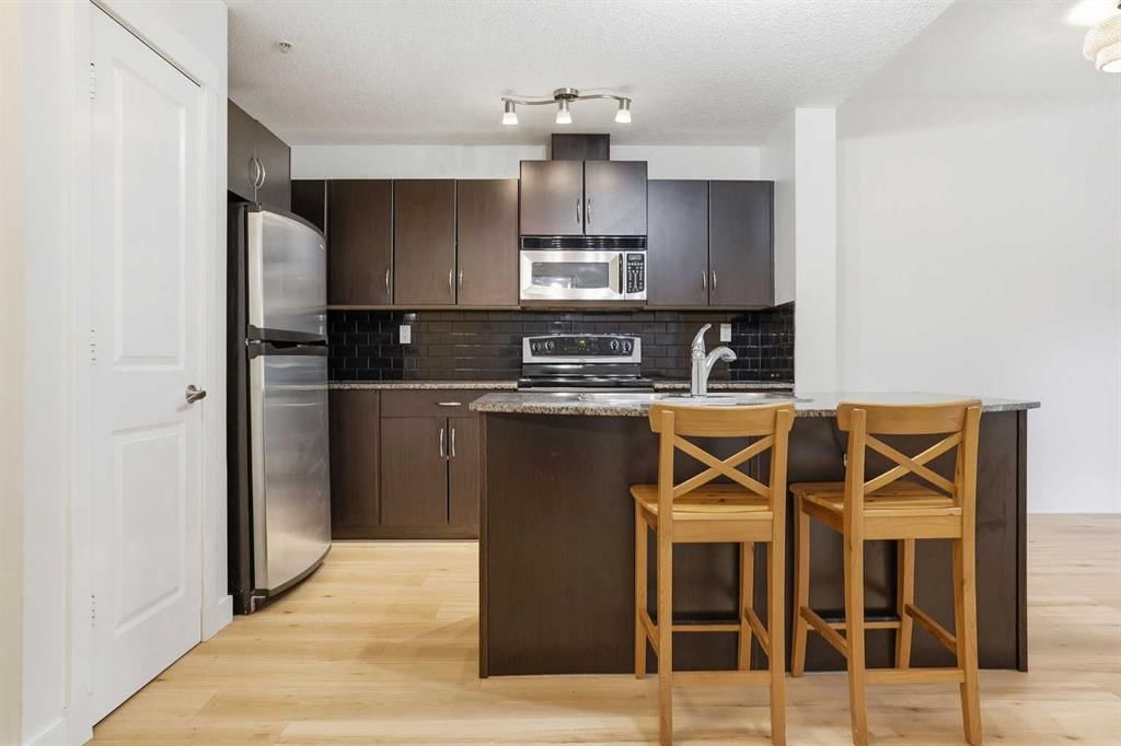 2412, 5605 Henwood Street SW, Calgary — photo 5 of 36