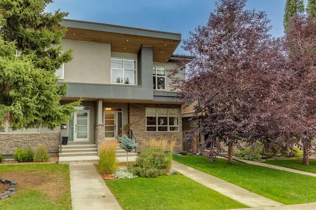 4220 19 Street SW, Calgary — main listing photo