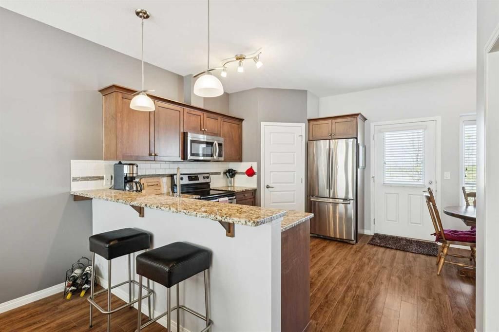 4203, 1001 8 Street, Airdrie — photo 4 of 27