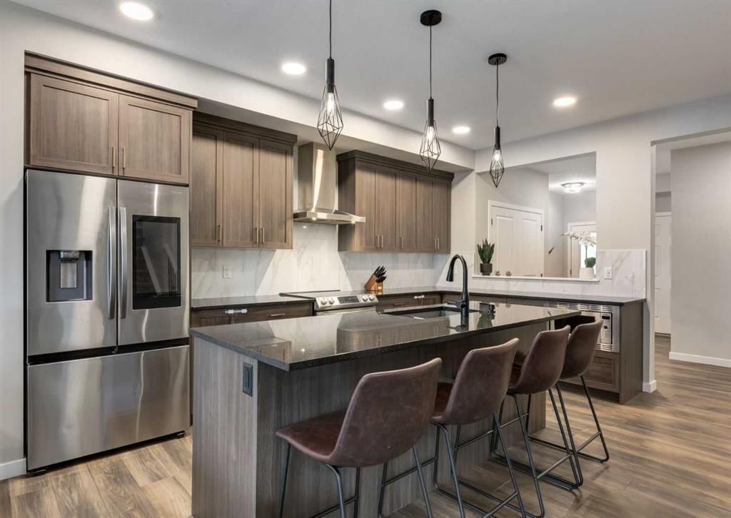 658 Creekmill Court SW, Airdrie — photo 4 of 50
