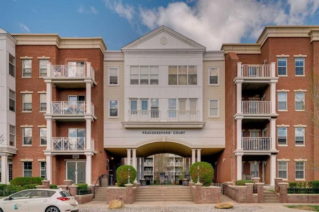 2206, 5605 Henwood Street SW, Calgary — main listing photo