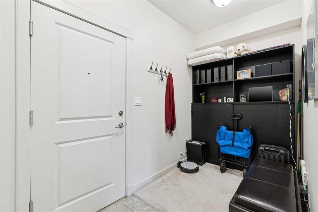 2206, 5605 Henwood Street SW, Calgary — photo 2 of 19
