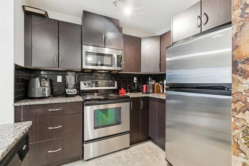 2206, 5605 Henwood Street SW, Calgary — photo 5 of 19