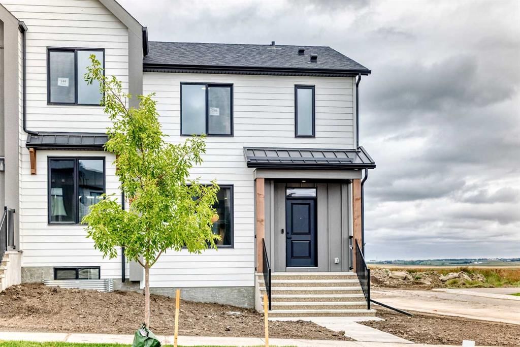 148 Sawgrass Gate NW, Airdrie — photo 2 of 35