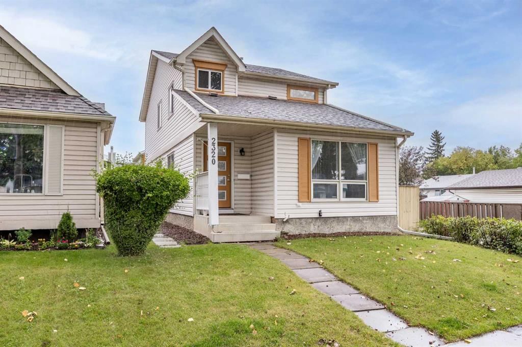 2320 woodview Drive SW, Calgary — photo 2 of 43