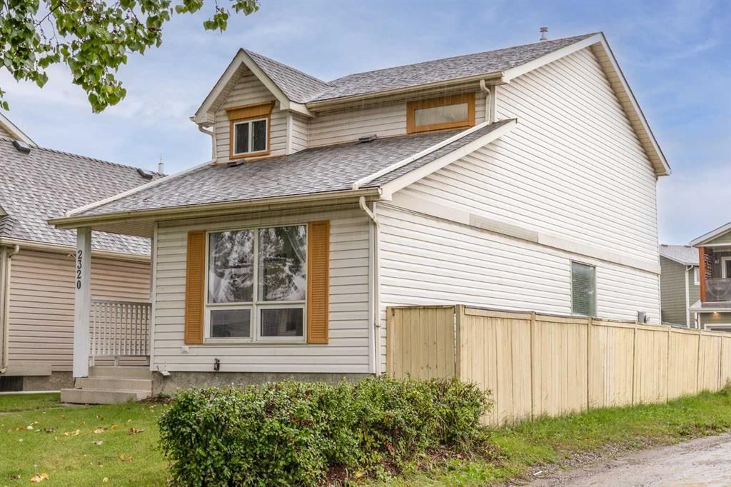 2320 woodview Drive SW, Calgary — photo 4 of 43