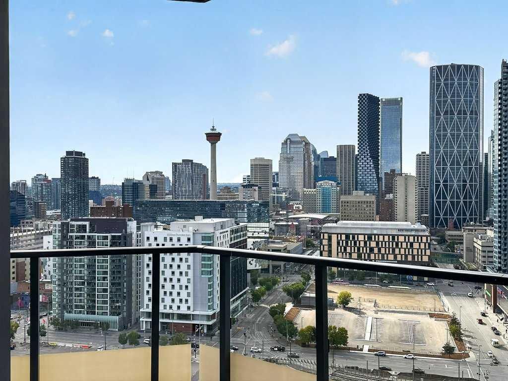 2201, 615 6 Avenue SE, Calgary — main listing photo