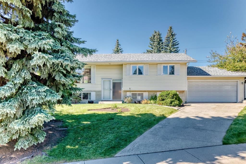 206 Huntham Place NE, Calgary — photo 2 of 47