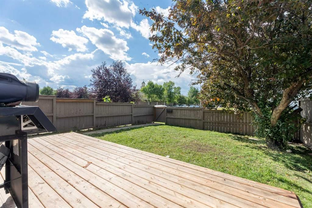 52, 3809 45 Street SW, Calgary — photo 3 of 20