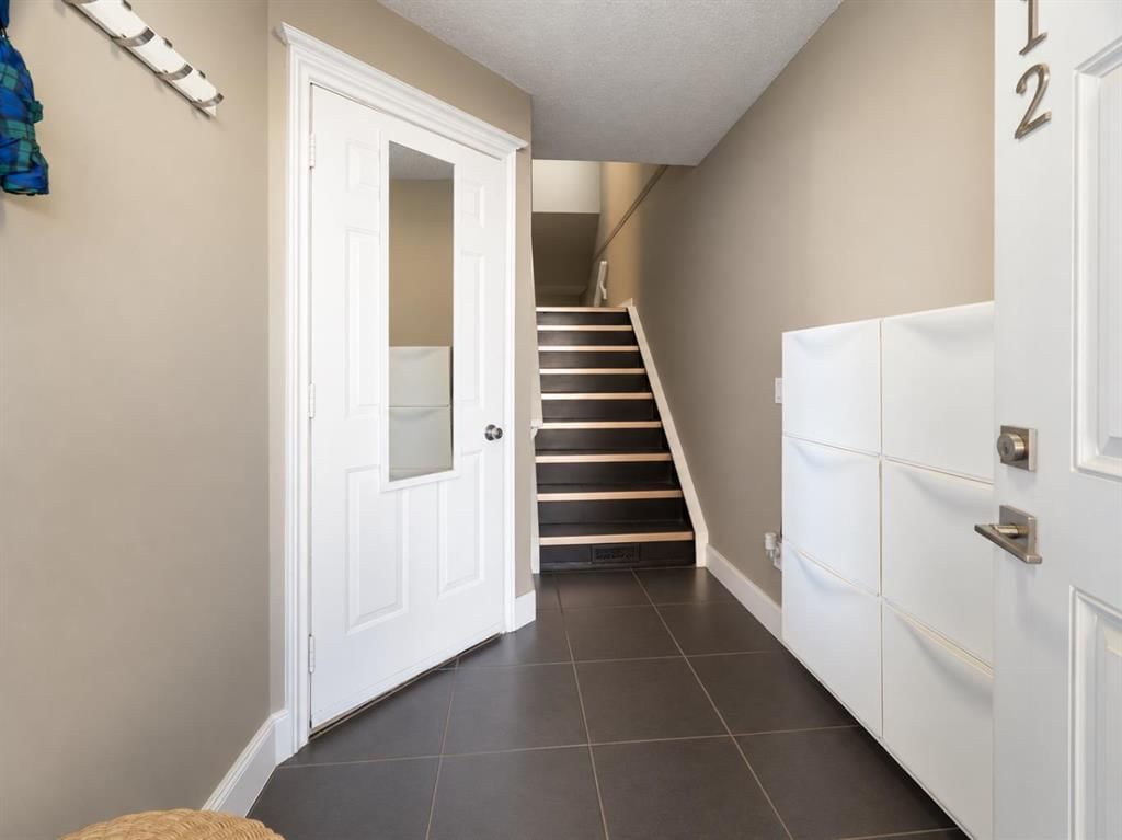 12, 1339 14 Avenue SW, Calgary — photo 4 of 45