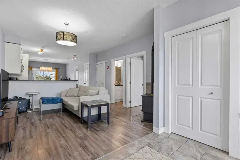 304, 1540 17 Avenue SW, Calgary — photo 2 of 34