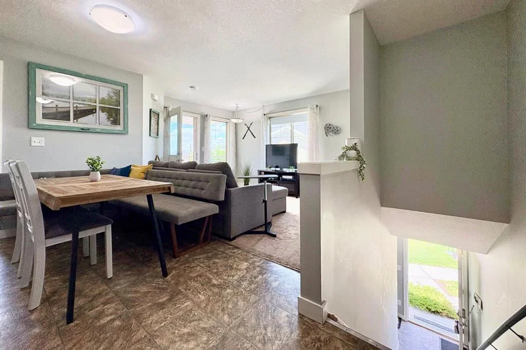 404, 250 Sage Valley Road NW, Calgary — photo 4 of 32