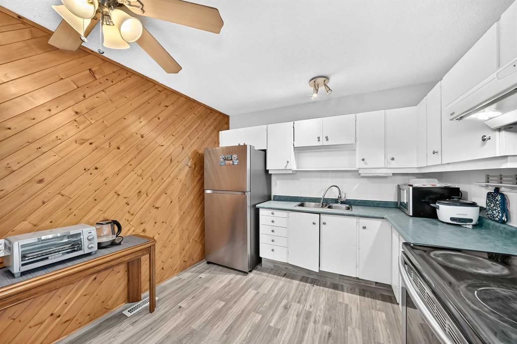320 Abinger Crescent NE, Calgary — photo 5 of 37