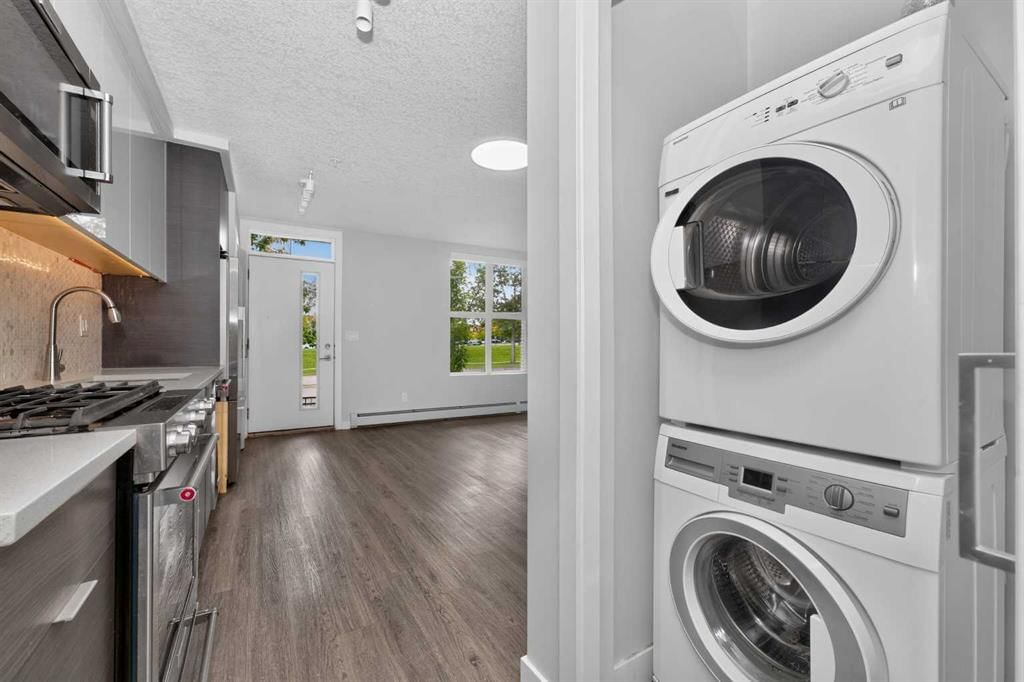 2102, 95 Burma Star Road SW, Calgary — photo 5 of 18