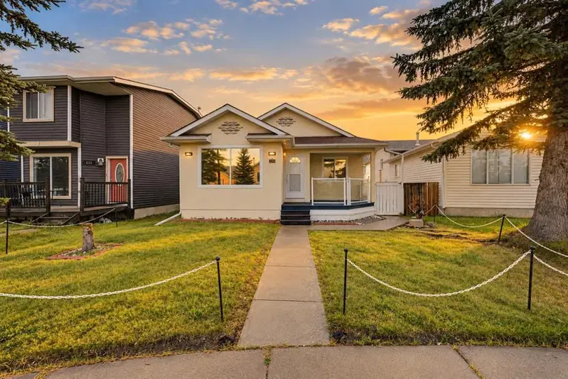 228 Taradale Close NE, Calgary — main listing photo