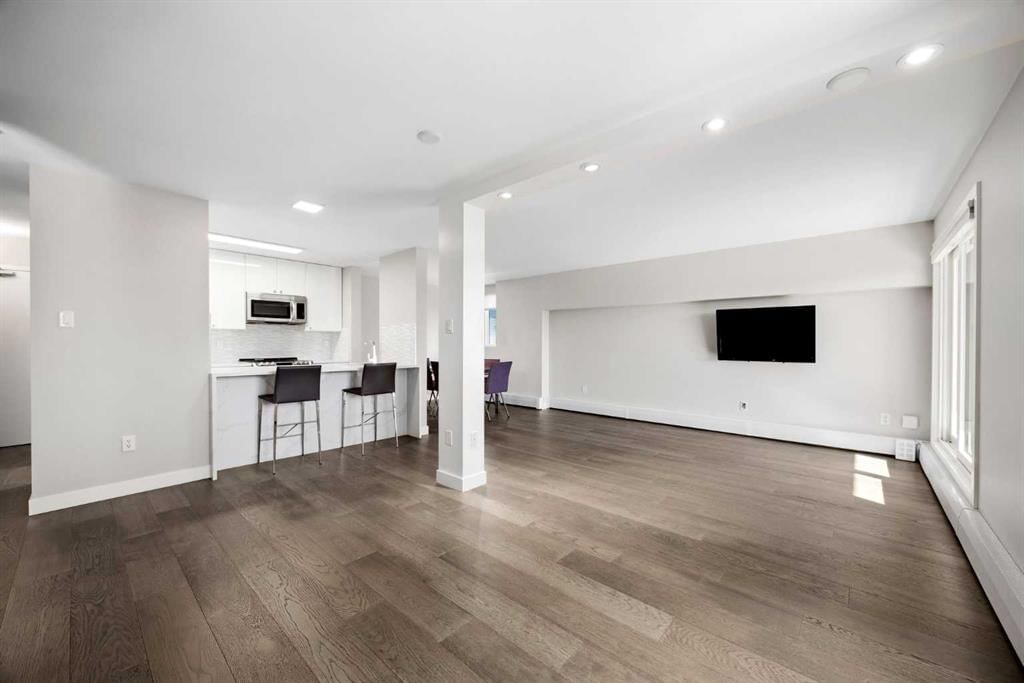 707, 220 13 Avenue SW, Calgary — photo 4 of 21