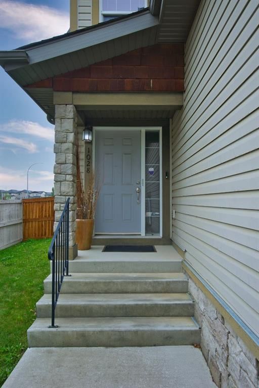 1028 Kincora Drive NW, Calgary — photo 2 of 37