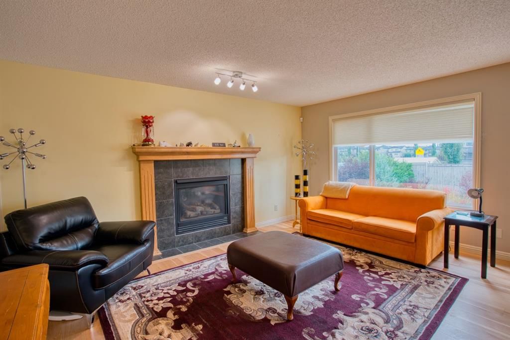 1028 Kincora Drive NW, Calgary — photo 5 of 37