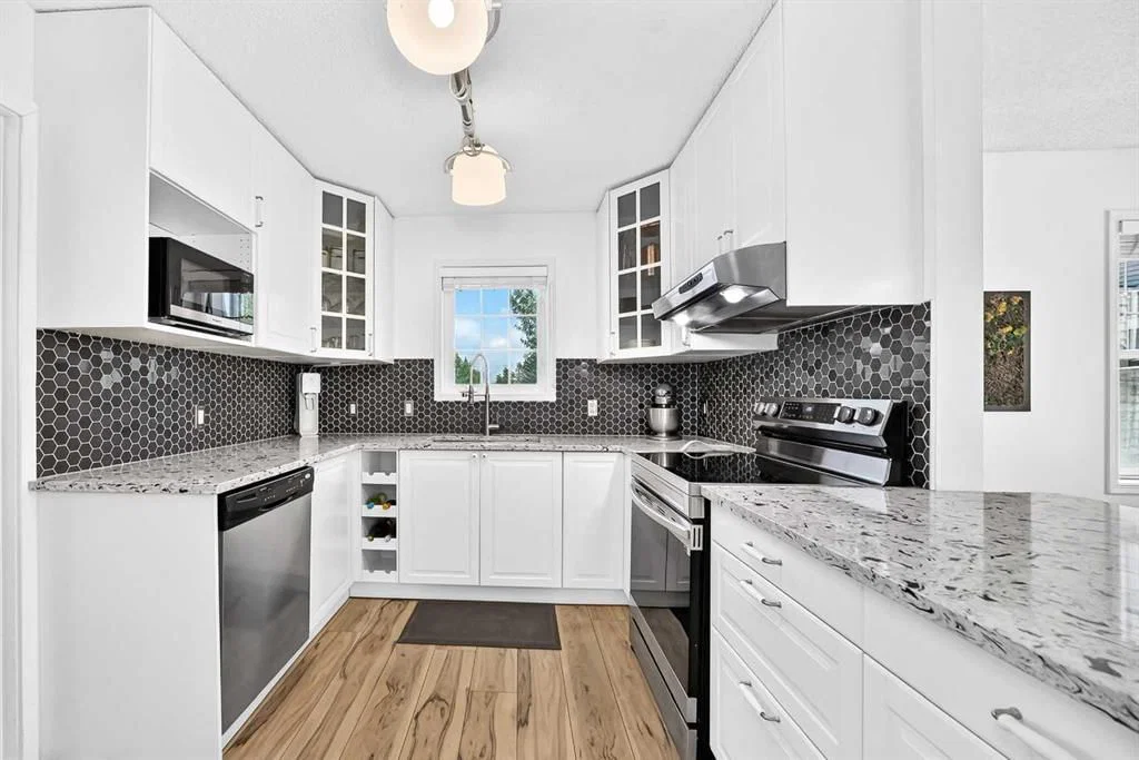 2906, 7171 Coach Hill Road SW, Calgary — photo 2 of 37