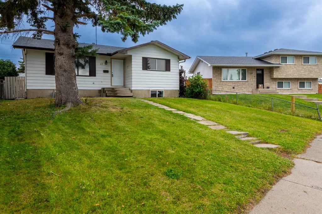 43 Maranda Close NE, Calgary — photo 2 of 45